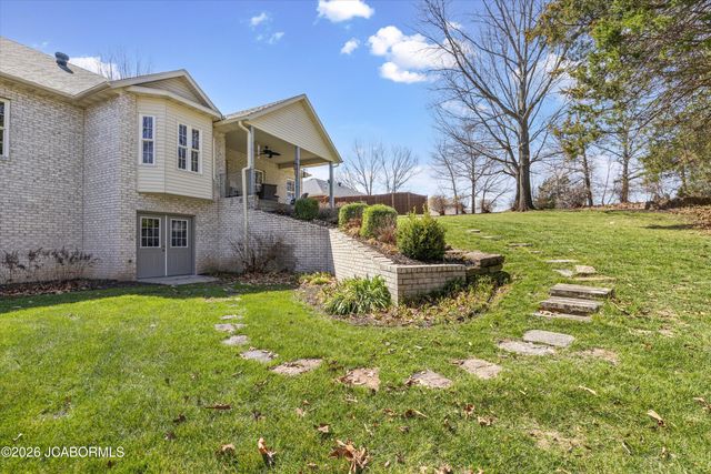 221 MADELINES PARK CIRCLE, Jefferson City, MO 65109