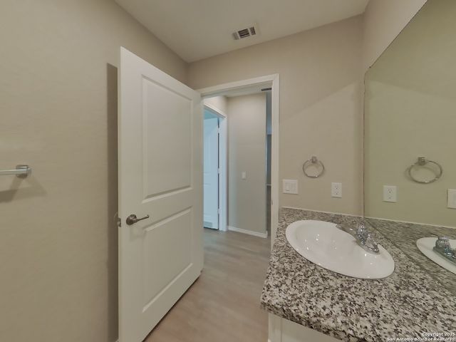 5711 Raven, San Antonio, TX 78218