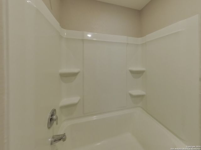 5711 Raven, San Antonio, TX 78218