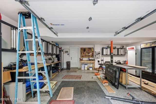 32 Wesley Court, Eatontown, NJ 07724