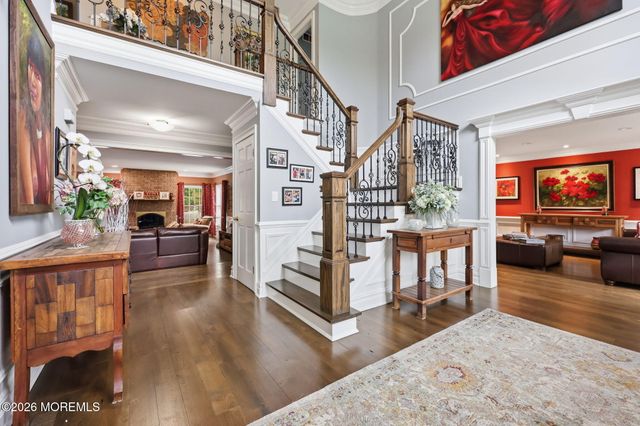 32 Wesley Court, Eatontown, NJ 07724