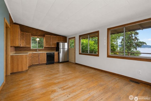 14238 41st Avenue NE, Seattle, WA 98125