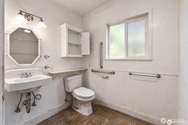 14238 41st Avenue NE, Seattle, WA 98125