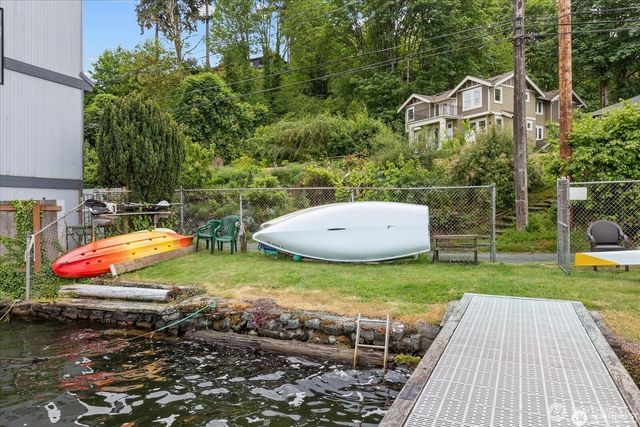 14238 41st Avenue NE, Seattle, WA 98125