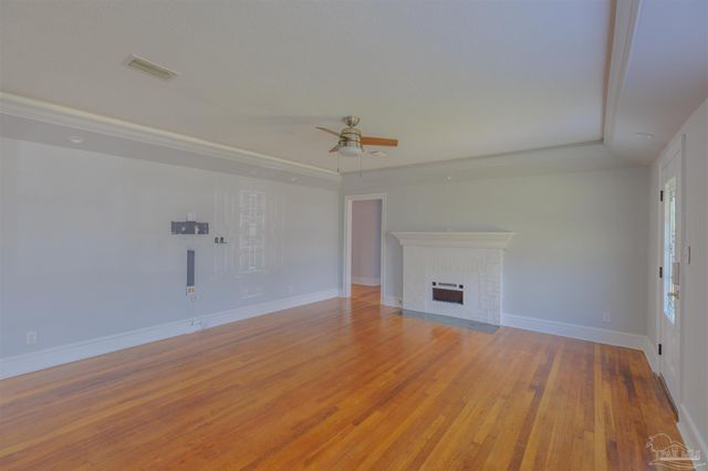 2023 E Yonge St, Pensacola, FL 32503