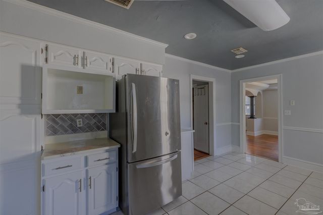 2023 E Yonge St, Pensacola, FL 32503