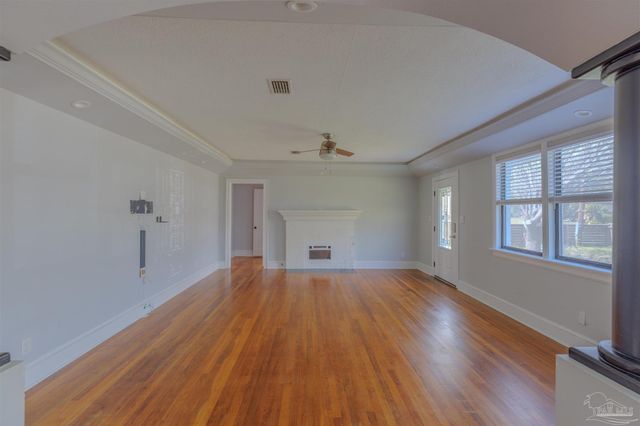 2023 E Yonge St, Pensacola, FL 32503