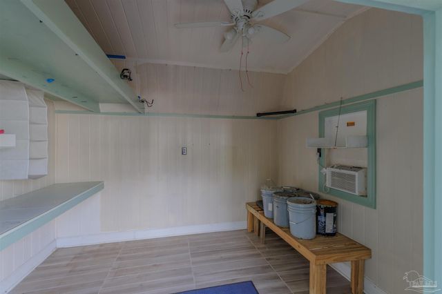 2023 E Yonge St, Pensacola, FL 32503