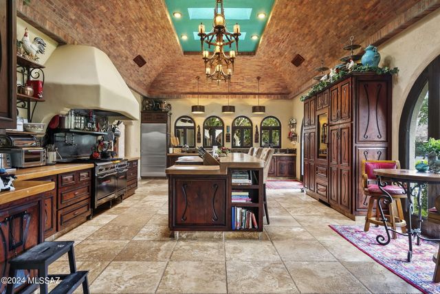 45 Clark Crossing Road, Tubac, AZ 85646