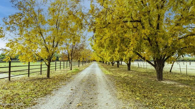 45 Clark Crossing Road, Tubac, AZ 85646