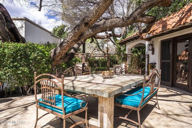 45 Clark Crossing Road, Tubac, AZ 85646