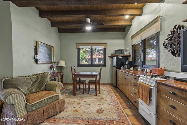 45 Clark Crossing Road, Tubac, AZ 85646