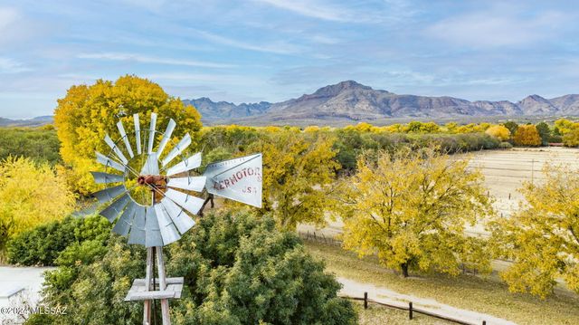 45 Clark Crossing Road, Tubac, AZ 85646