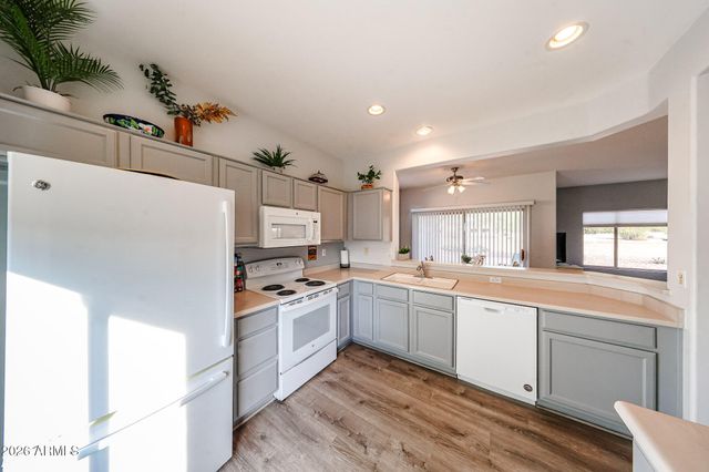 15974 W QUAIL CREEK Lane, Surprise, AZ 85374