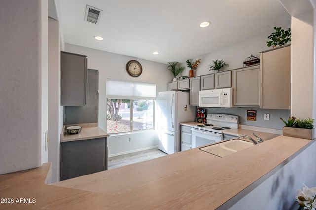 15974 W QUAIL CREEK Lane, Surprise, AZ 85374