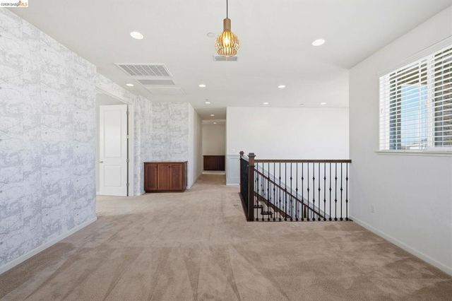 809 Bluestone Dr, Oakley, CA 94561