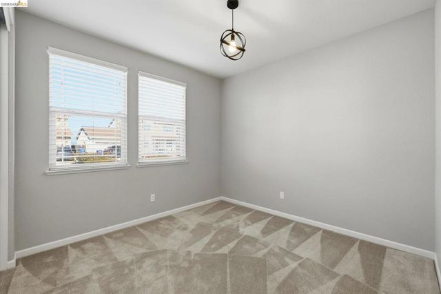 809 Bluestone Dr, Oakley, CA 94561