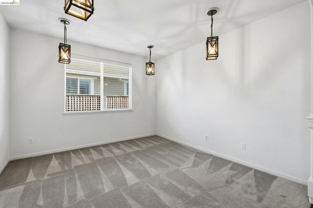 809 Bluestone Dr, Oakley, CA 94561