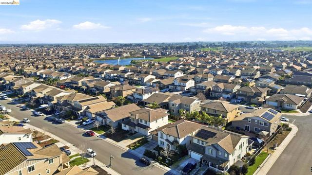 809 Bluestone Dr, Oakley, CA 94561