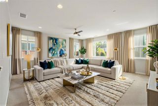 809 Bluestone Dr, Oakley, CA 94561