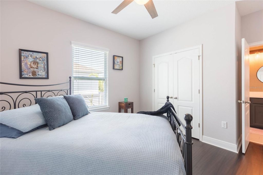 Image 37 of property listing at 20105 EAGLES LANDING WAY, Tampa, FL 33647