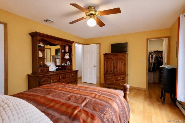 23 Snow Street, Bloomingburg, NY 12721