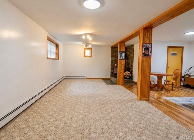 23 Snow Street, Bloomingburg, NY 12721
