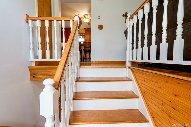 23 Snow Street, Bloomingburg, NY 12721