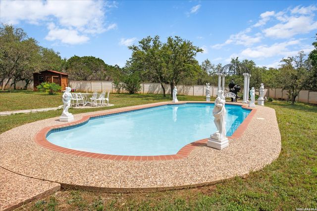 8413 Wembley, Fair Oaks Ranch, TX 78015