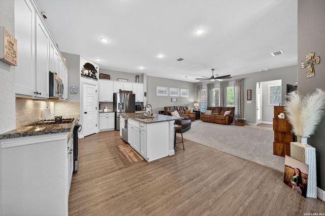 8608 Dove Pass, San Antonio, TX 78254