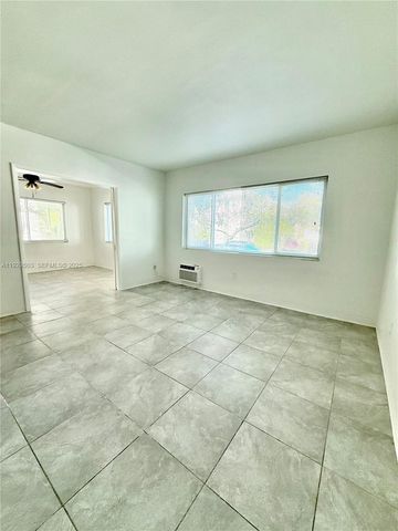 212 Phoenetia Ave 2, Coral Gables, FL 33134