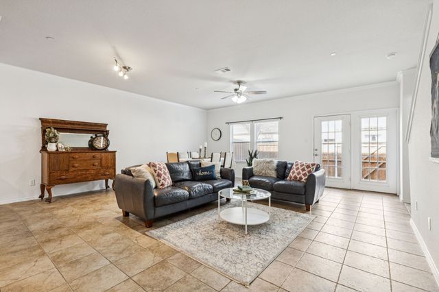 5965 Lost Valley Drive, The Colony, TX 75056