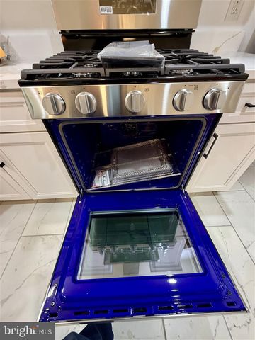 1154 4TH ST NE, Washington, DC 20002