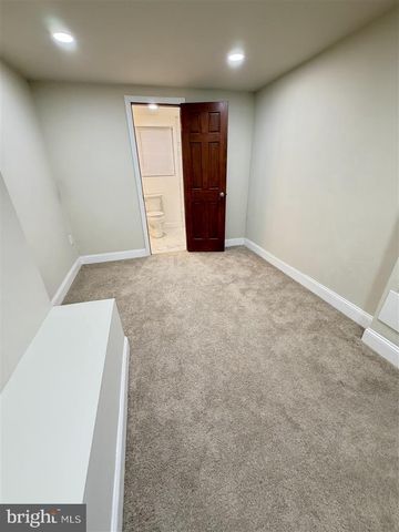 1154 4TH ST NE, Washington, DC 20002