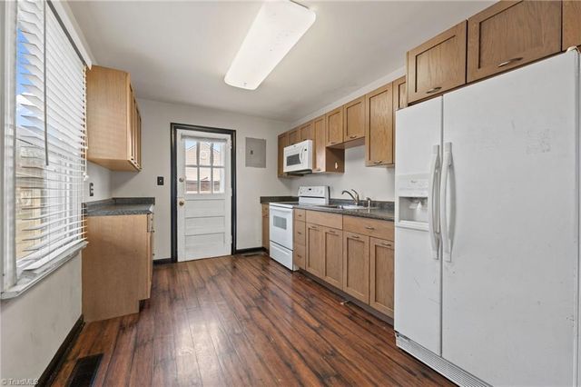 312 Pickett Circle, Liberty, NC 27298