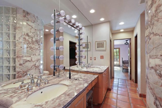 115 S Avena Ave, Lodi, CA 95240