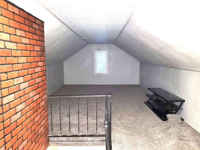 1405 S WALDEN AVENUE, Appleton, WI 54915