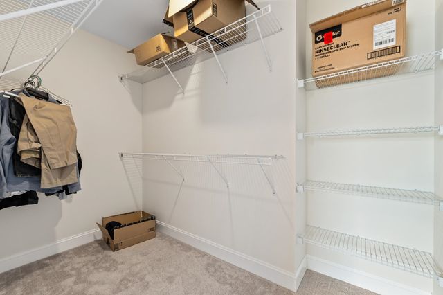 102 Loraine Way, Hurricane, WV 25526