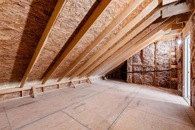 102 Loraine Way, Hurricane, WV 25526