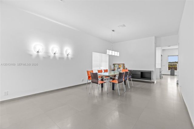 3760 SW 51st St, Hollywood, FL 33312