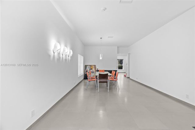 3760 SW 51st St, Hollywood, FL 33312