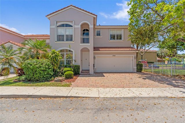 3760 SW 51st St, Hollywood, FL 33312