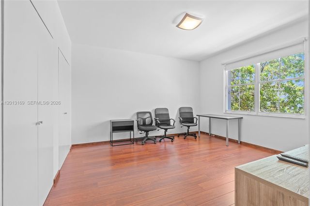 3760 SW 51st St, Hollywood, FL 33312