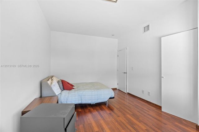 3760 SW 51st St, Hollywood, FL 33312