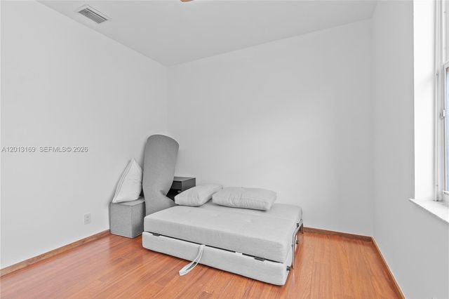 3760 SW 51st St, Hollywood, FL 33312