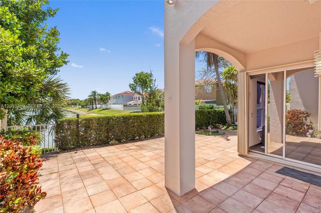 3760 SW 51st St, Hollywood, FL 33312