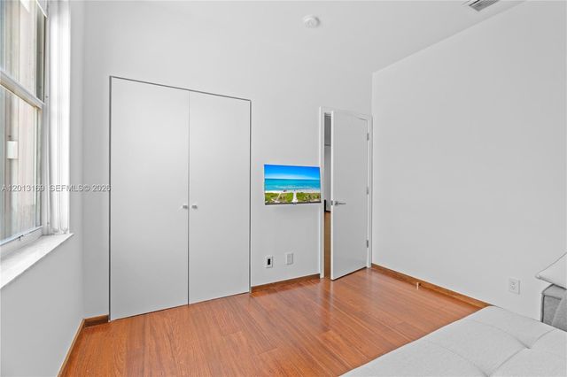 3760 SW 51st St, Hollywood, FL 33312