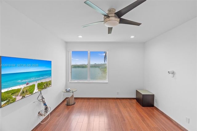 3760 SW 51st St, Hollywood, FL 33312