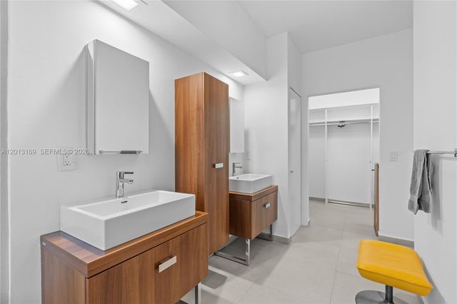 3760 SW 51st St, Hollywood, FL 33312