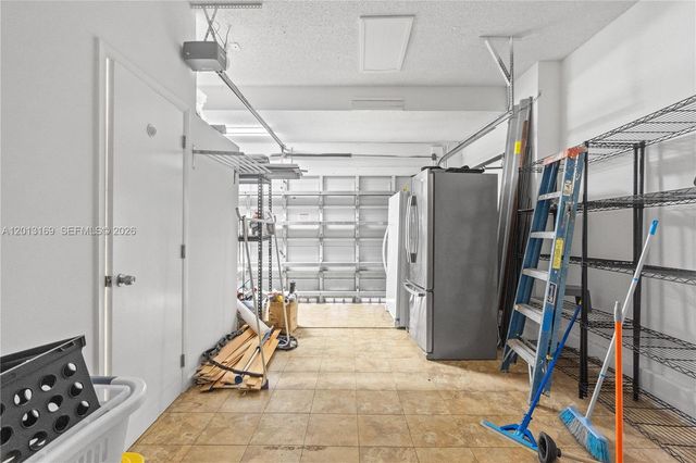 3760 SW 51st St, Hollywood, FL 33312